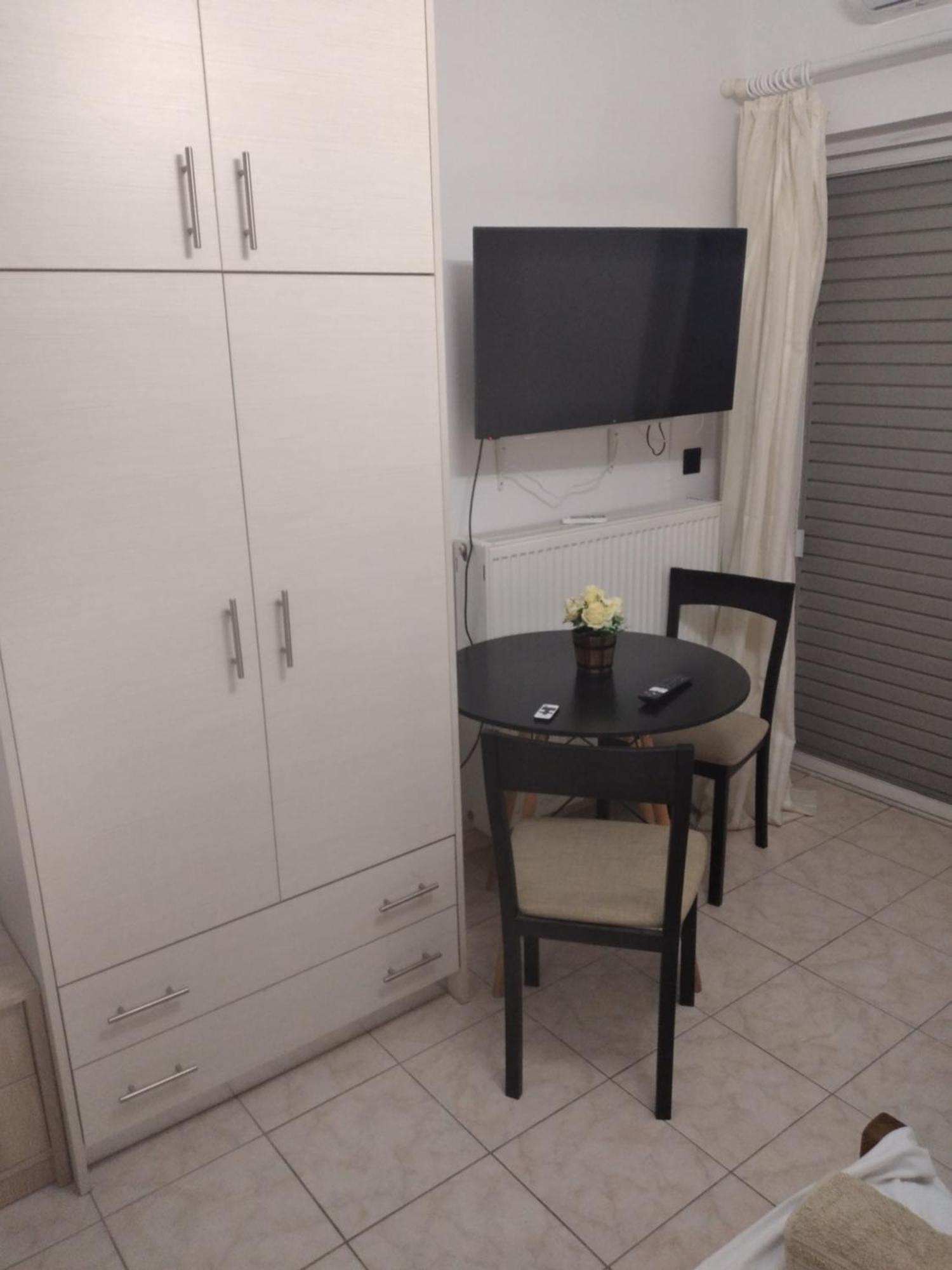 Izabela'S Apartment Mesolóngion Екстериор снимка