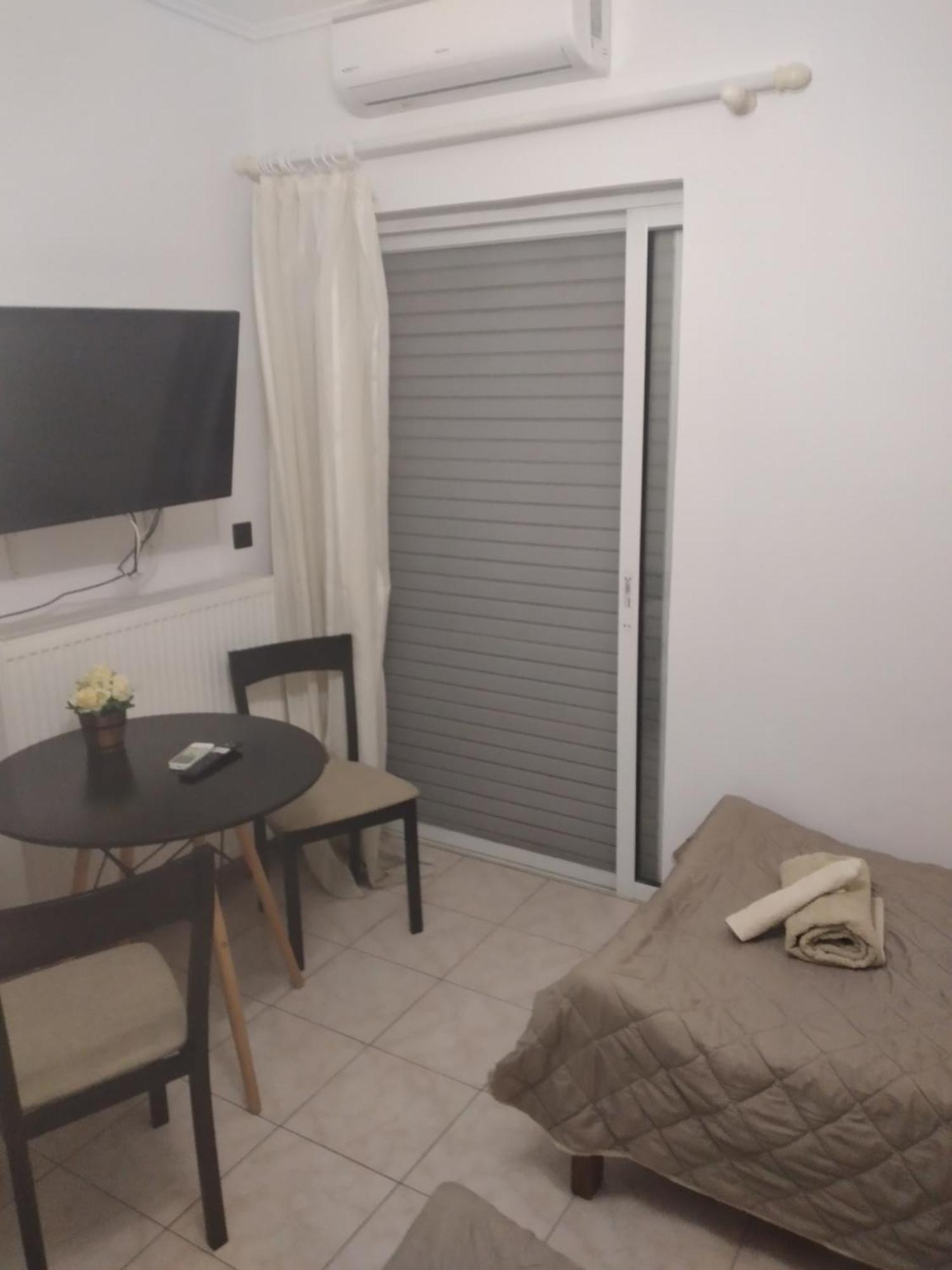 Izabela'S Apartment Mesolóngion Екстериор снимка